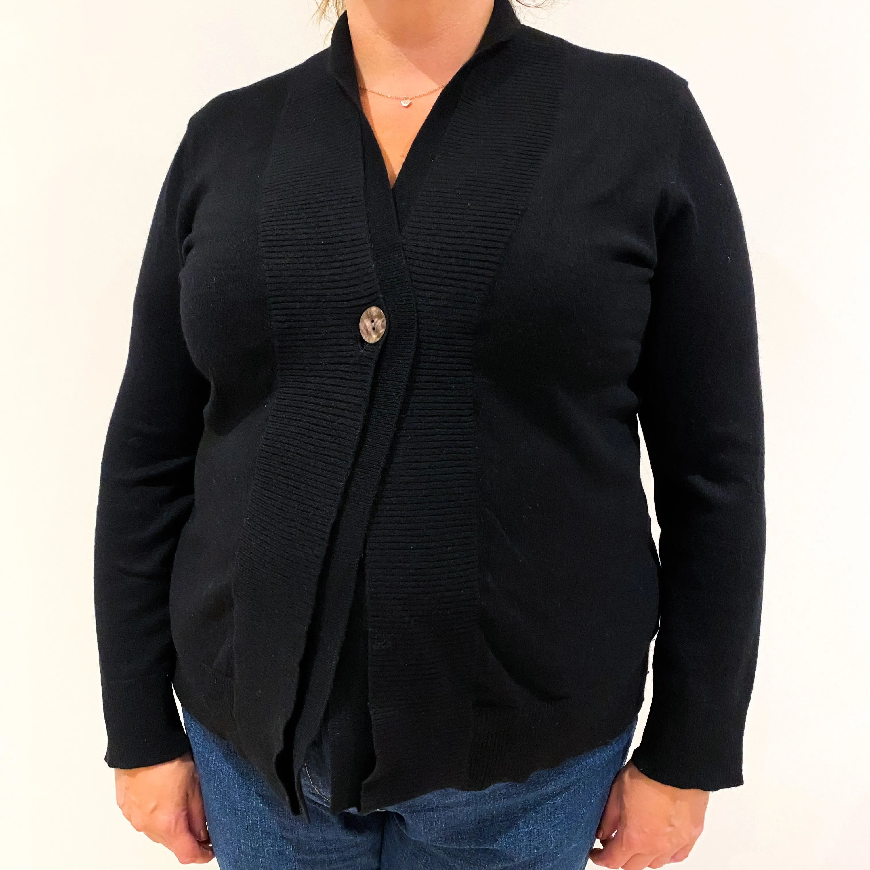 Black Cashmere Cardigan with 1 Button Fastening Extra Large