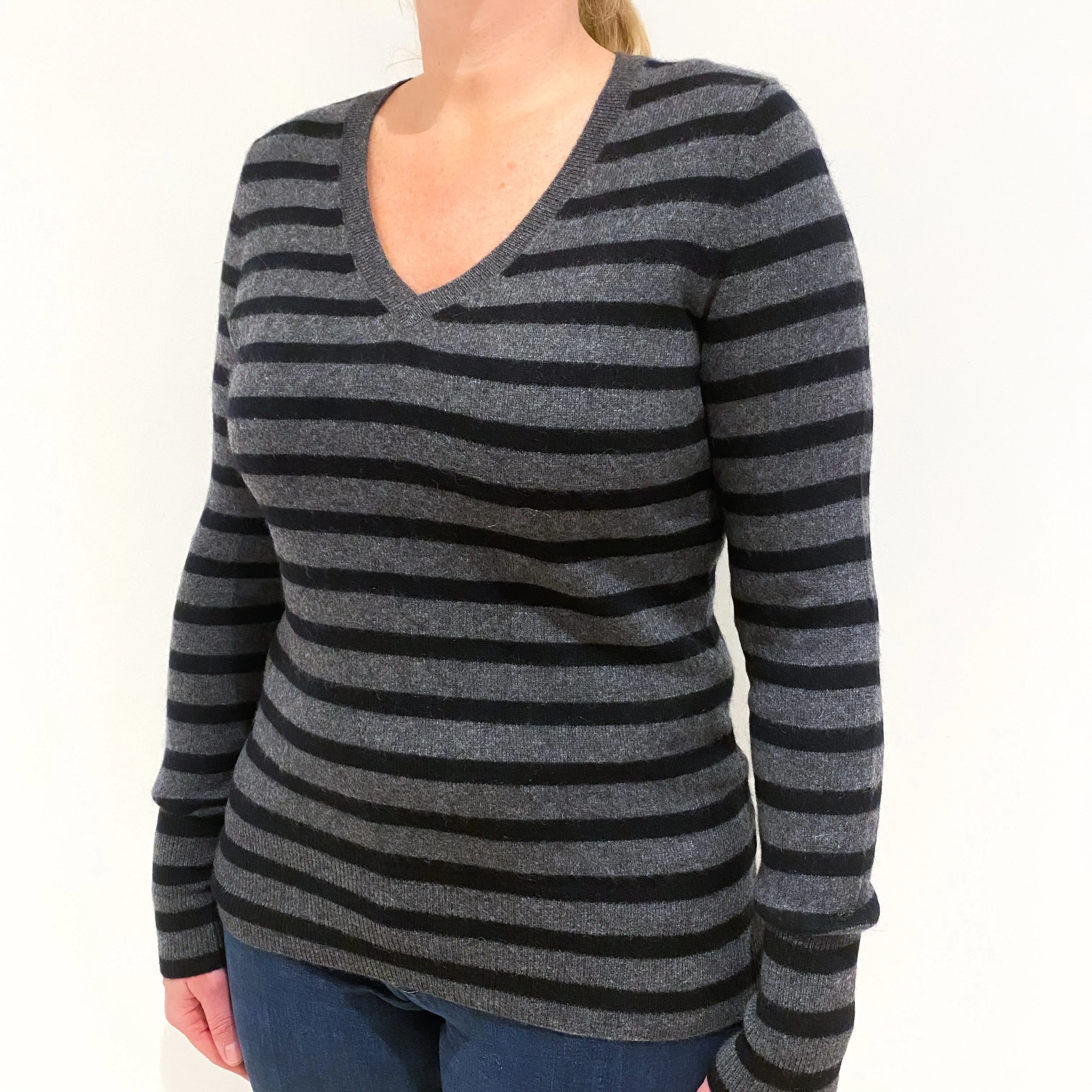 Black Grey Striped Cashmere V-Neck Jumper Large