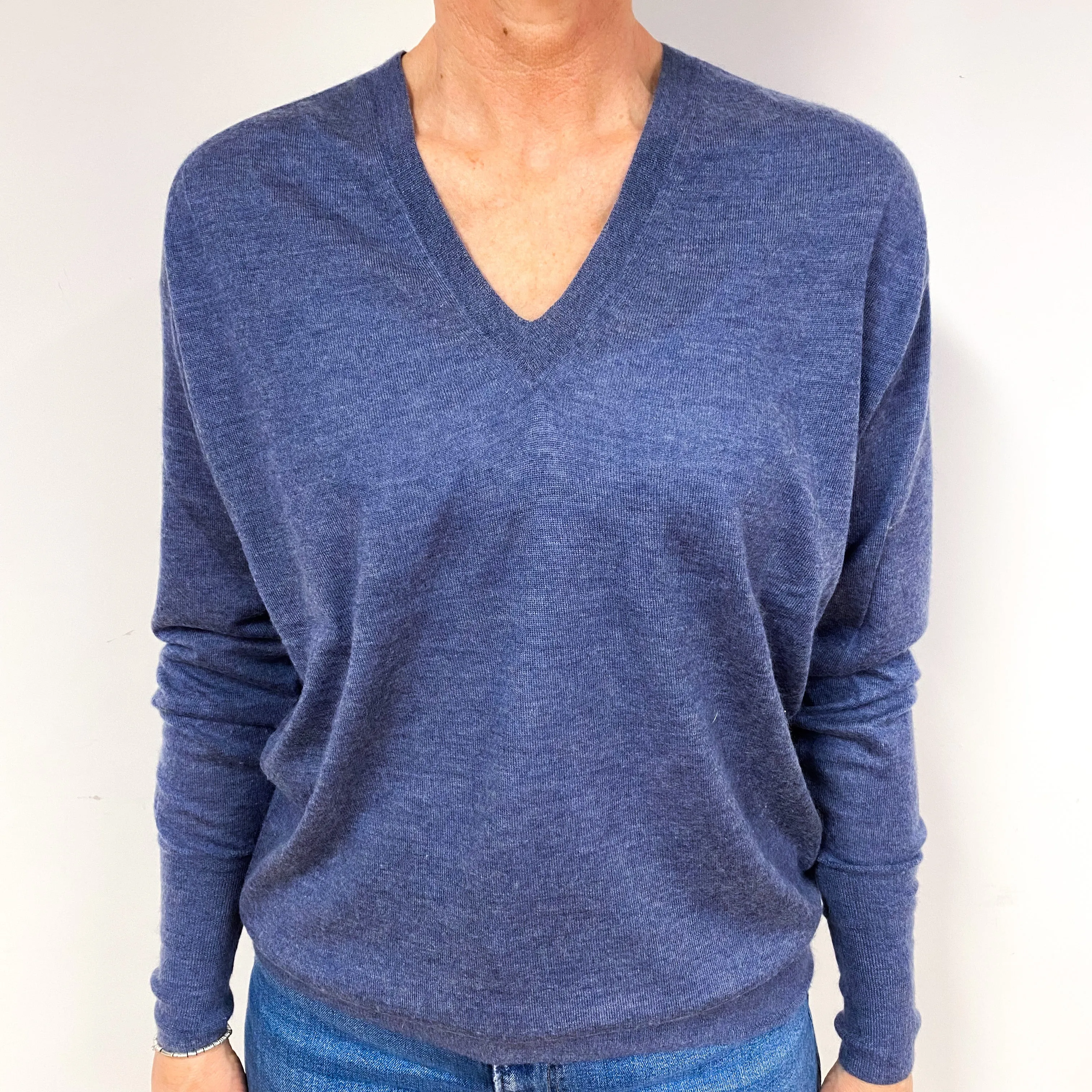 Deep Denim Blue Fine knit Cashmere V-Neck Jumper Medium