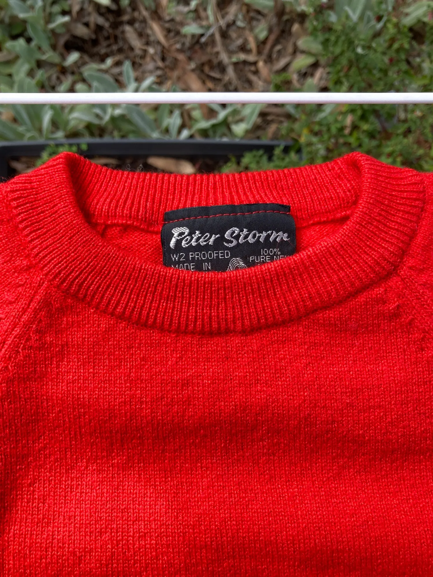 Peter Storm red W2 proof wool waterproof logo patch crew neck jumper - sz 36 91