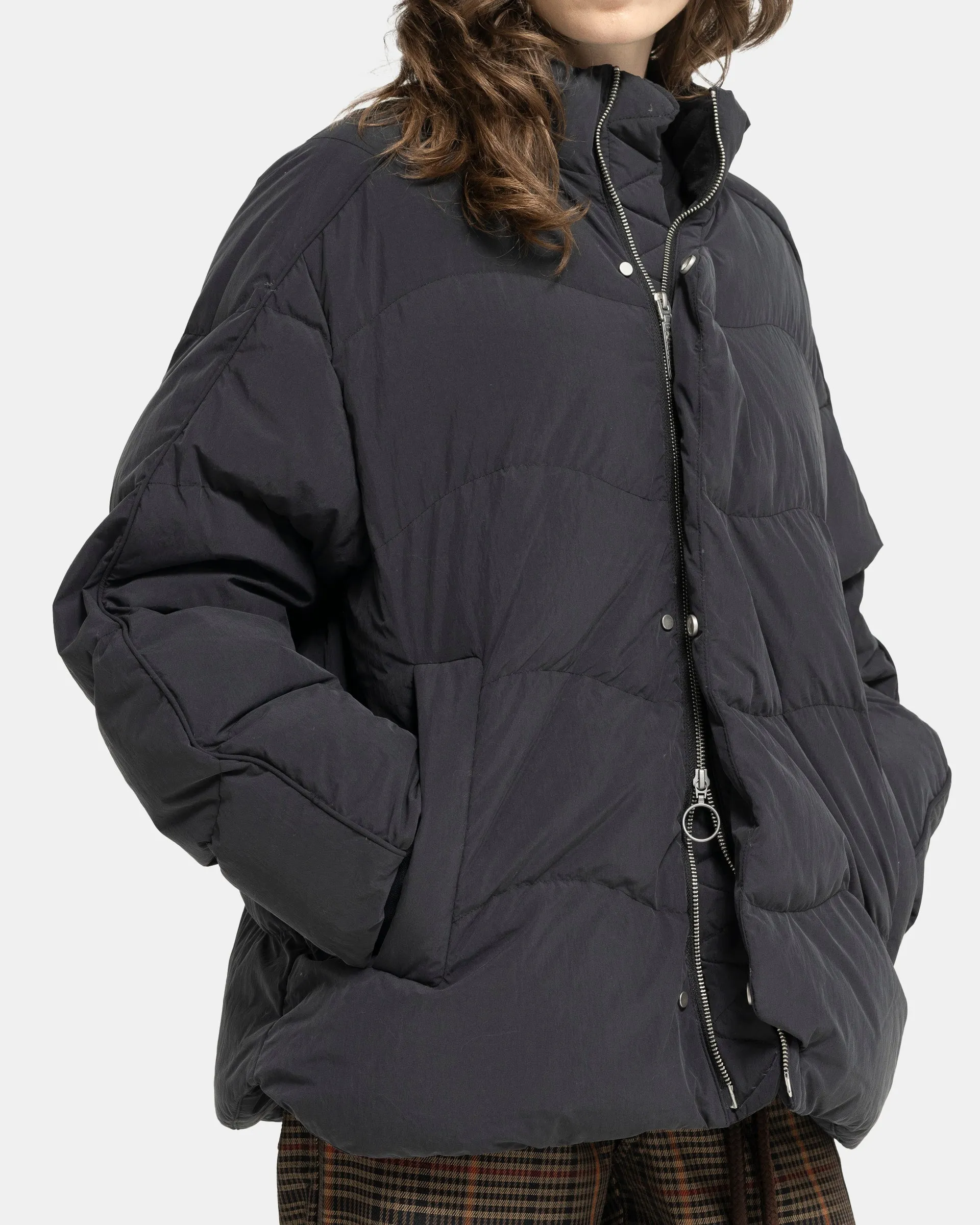 Re:Down Puffer Jacket in Black