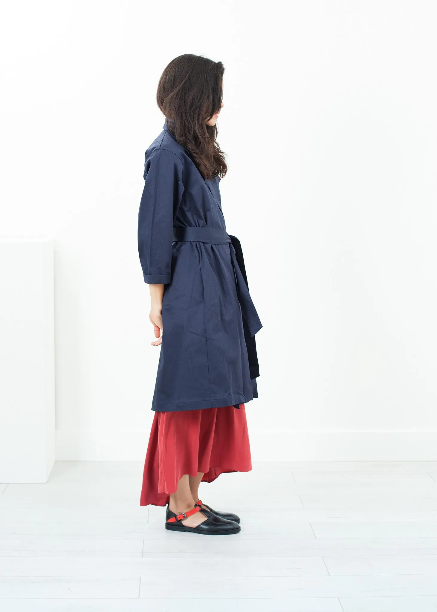 Sateen Trench in Navy