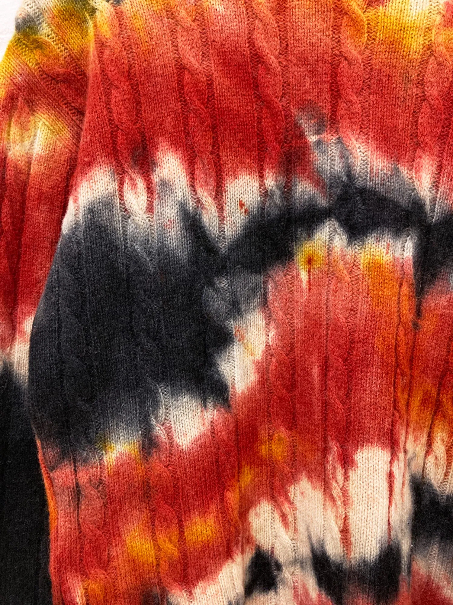 Yoichi Nagasawa 1990s red multicolour tie dye wool cable knit turtleneck jumper